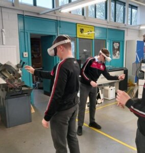 Students exploring VR through IMR Intro to Engineering workshop in Spring 2025